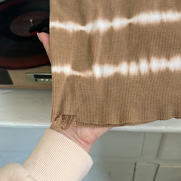 Tie dyed tank - Picture 2 of 4